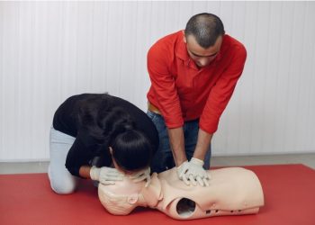 Staying Focused and Calm When Giving CPR: Receive In-Pulse CPR Onsite Training