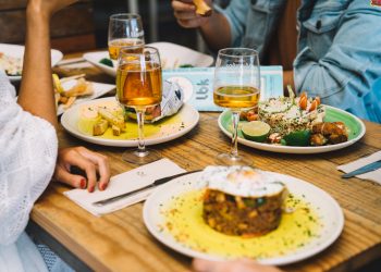 What Are the Key Factors That Influence Restaurant Success?