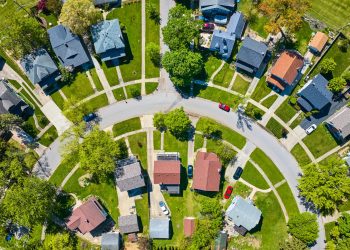 Jessica Fulk: Yo, Chiefs Fans! Wanna Know Where Kelce Kicks It?