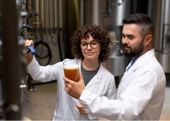 The Versatility and Benefits of Glucose/Dextrose in the Food Industry